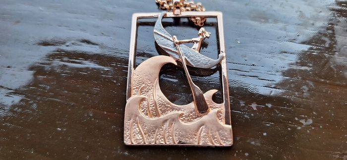 Necklace Corona