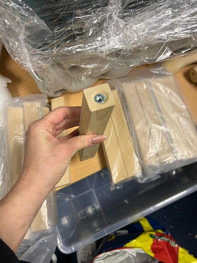 8 sets of furniture legs