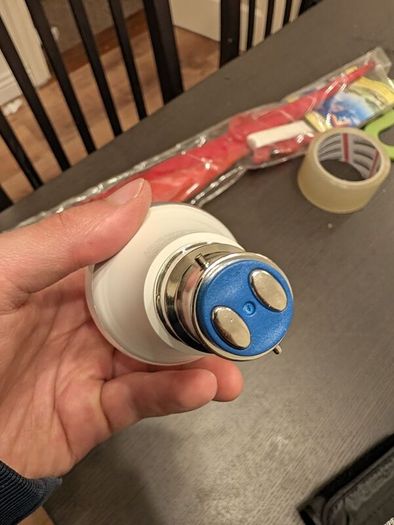 WiZ Smart Connected LED Light Bulb (WiFi / Bluetooth)