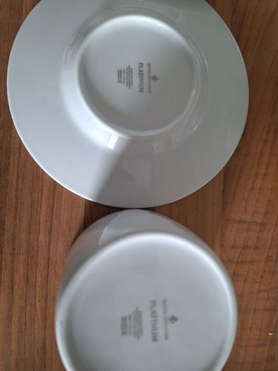 Royal Doulton Platinum Set of 6 Cups & Saucers