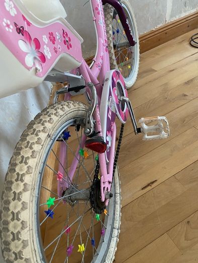 Girls bike