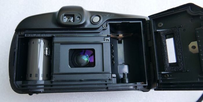 Minolta RIVA ZOOM PICO AF 35mm Film Camera with Minolta 38-60mm Lens Tested