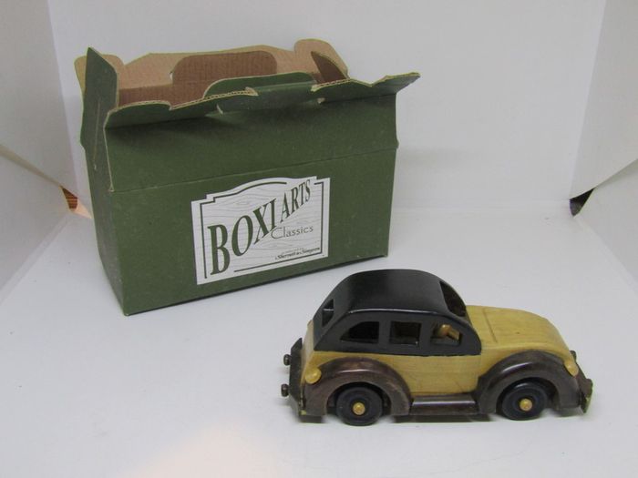 BOXI Arts Classics Handcrafted Wooden Car Very Rare item