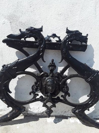 cast iron bench ends