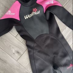 ladies wetsuit size medium