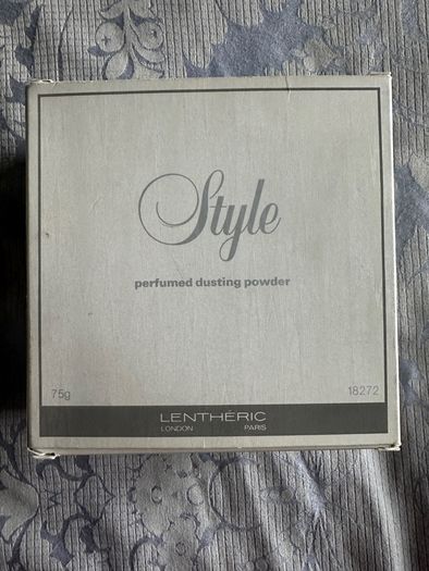 Vintage Lentheric pressed powder