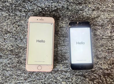 2 Apple iPhones - iPhone 5s & iPhone 6s Plus - Unlocked