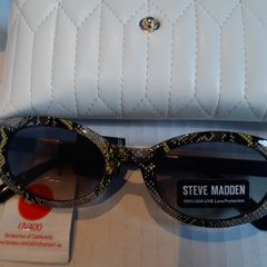 New Steve Madden sunglasses and case tag attached