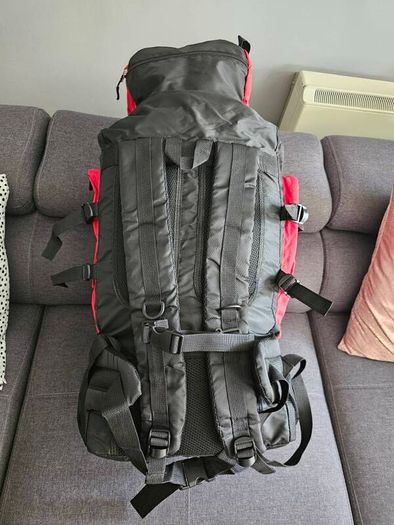90 L Hiking backpack. Trekking backpack. Camping backpack. Red.