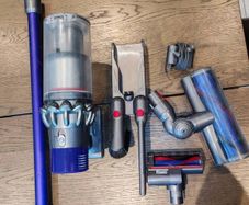 Dyson V 10