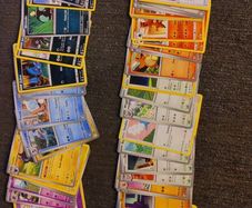 100 Pokemon card bulk bundle
