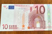European Union 10 Euro Prefix T 2002 Banknotes X 1
