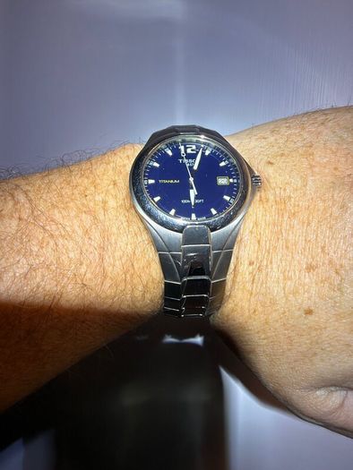 Vintage Tissot Mens Watch - Titanium Quartz Date