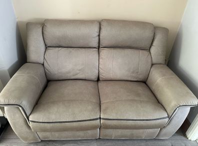 2 seater recliner