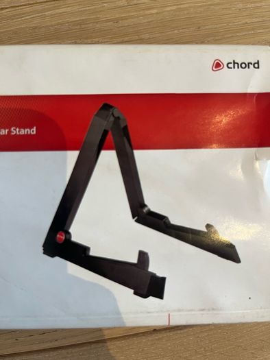 Chord SGS01 Folding Guitar Stand. Acoustic or Electric Guitar