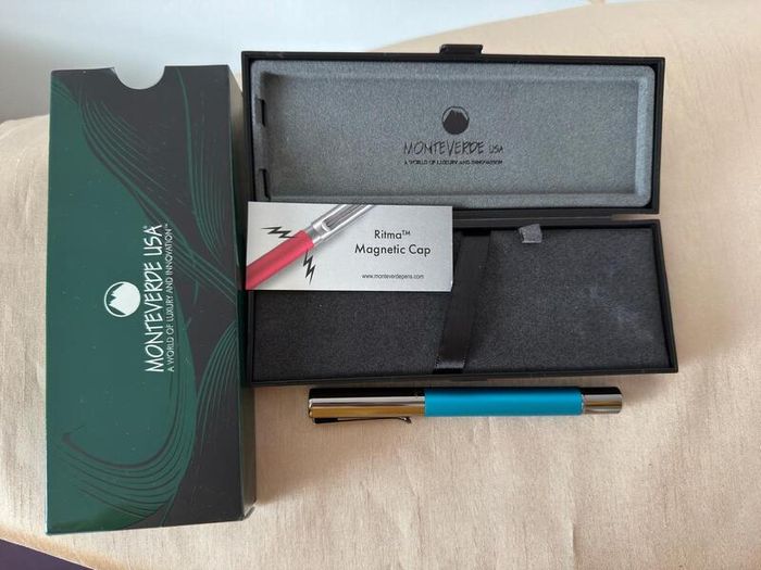 Monteverde Ritma Fountain Pen - Blue - 1.1 stub nib