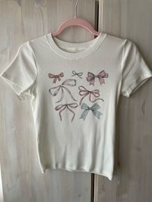 Hollister top