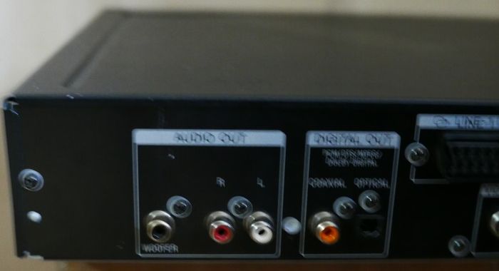 Sony DVP-S335 DVD CD DVD Video CD Player With Remote, works well.