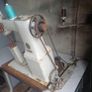 Vintage Singer Sewing Machine Industrial Style Image 3