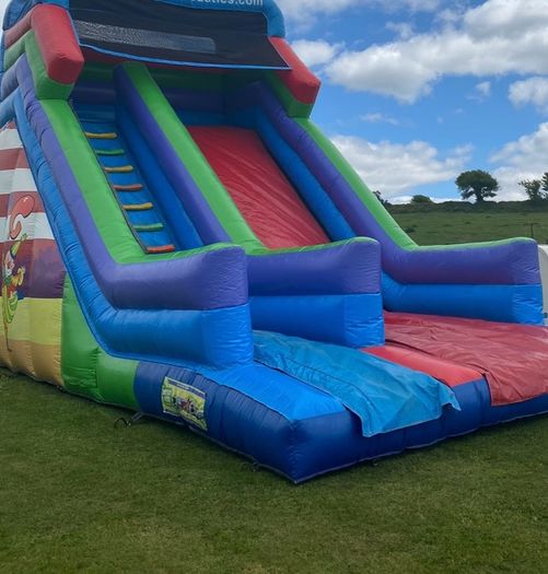 Large bouncy slide