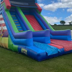 Large bouncy slide