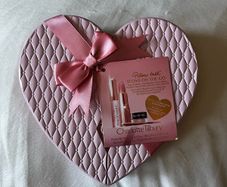 Charlotte Tilbury Pillow Talk Icons on the Go set