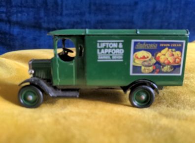Days Gone Lipton & Lapford Diecast Van