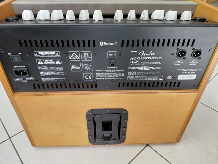 Fender Acoustic200 amp