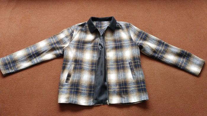 Check pattern zip-up jacket
