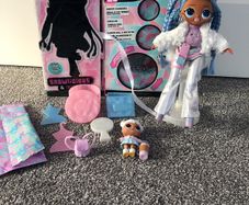 LOL Surprise OMG Winter Disco - Snowlicious & Snow Angel