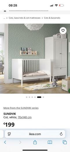 baby cot