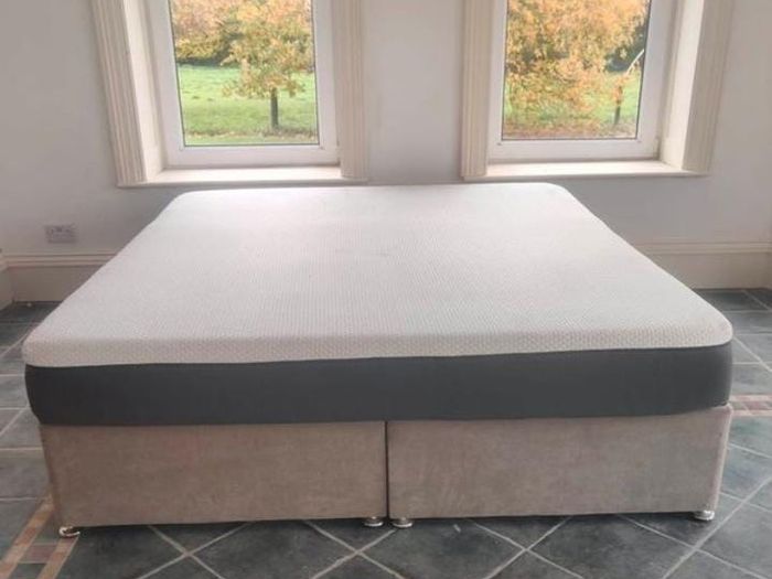 Brand New Full Foam Genuin Emma. Mattresses. Hybrid Pocket Sprung Mattresses Available too. 3ft, 4FT, 4FT6, 5FT AND 6FT SIZES AVAILABLE