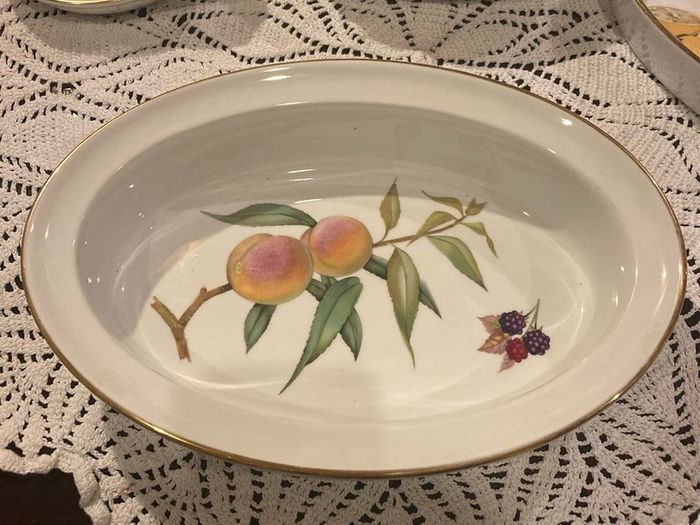 7- Evesham  bone china dishes