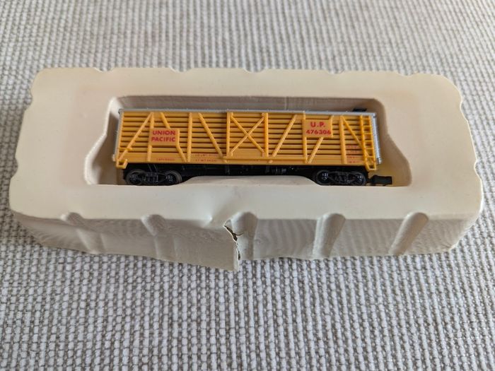 Life-Like N Scale Union Pacific Freight Wagon with Original Box BRAWA