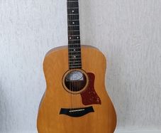 Taylor Big Baby Acoustic Guitar