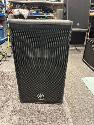 Yamaha DSR112 active loudspeaker