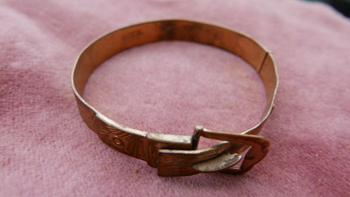 Vintage Excalibur 1/20 RG pre-loved buckle bangle , exclusive to Harrods, by Hatton Garden London. C30