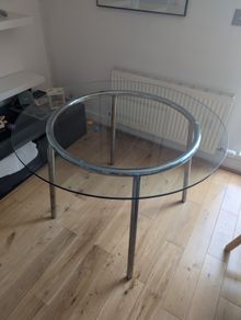 Round Glass Dining Table