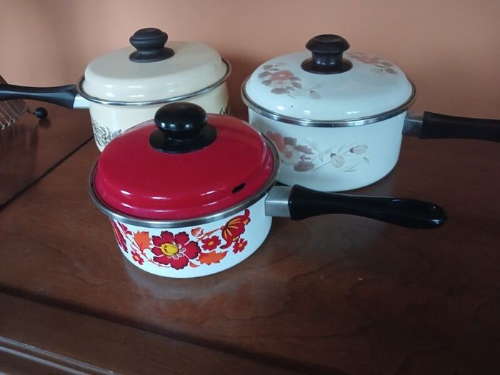 vintage saucepan
