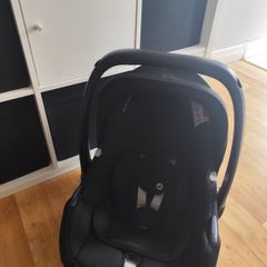 maxi Cosi car seat