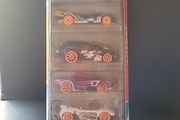 Hot Wheels Action Track Stars 5-Pack Set 1:64 Diecast GTN44 New 2020, Toy Cars