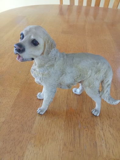 Figure of Labrador