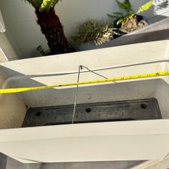 Planter Pot with inbuilt drainage