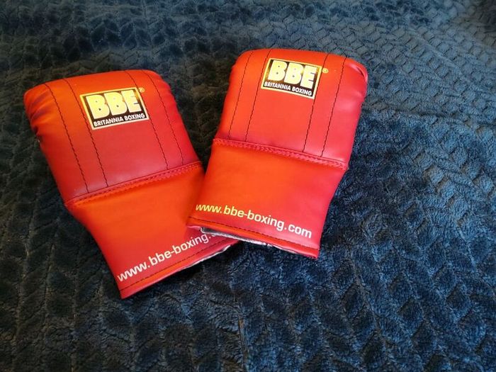 Boxing glove and pad bundle