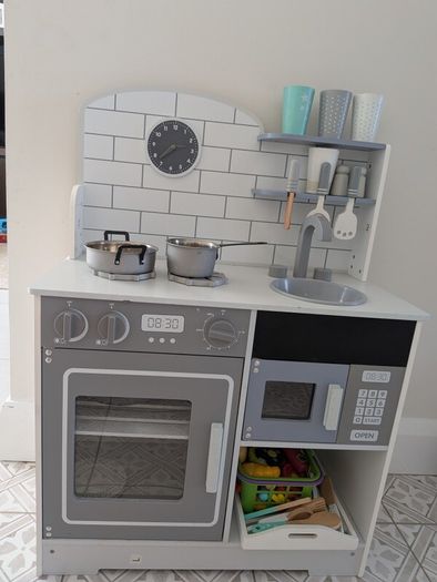 Kids Kitchen