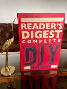 Vintage Readers Digest Complete DIY Manual 1995