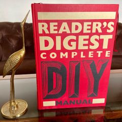 Vintage Readers Digest Complete DIY Manual 1995