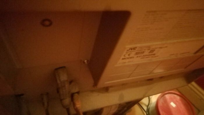 JVC 32 Inch CRT TV Wide screen Flat screen