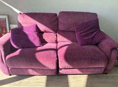 Reclining sofa