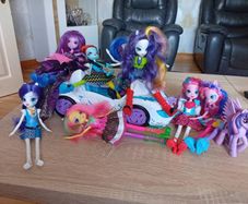 My Little Pony Equestria Girls Toy Bundle with DJ Pon3 Convertible